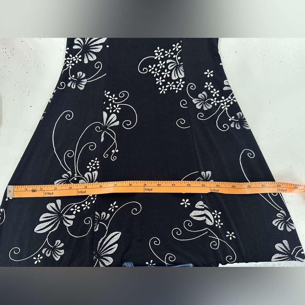 90’s Diamond Brand Dress - Black with white floral- Stretchy- Size Medium - Picture 11 of 11